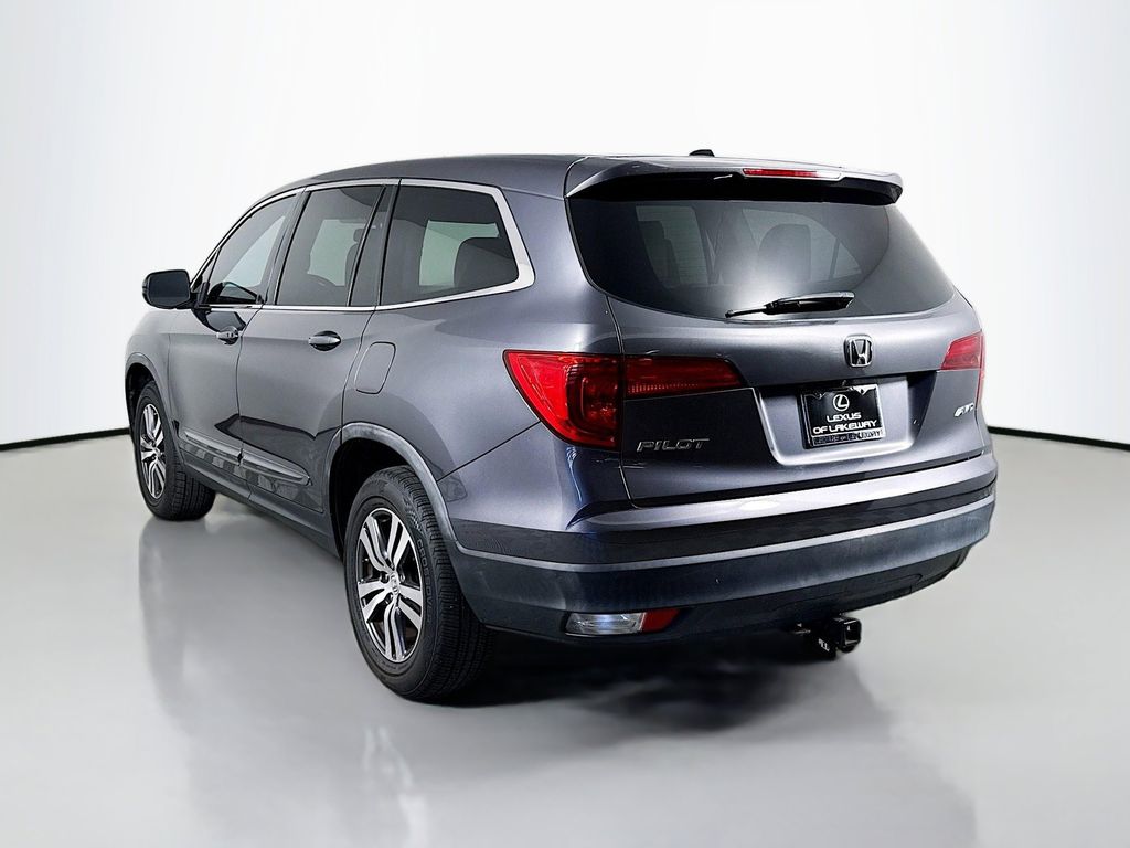 Thumbnail: 2017 Honda Pilot - 7