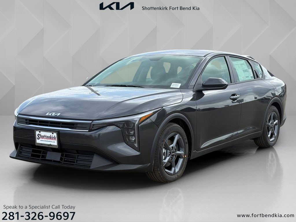 2026 Kia K4 LXS AT's photo