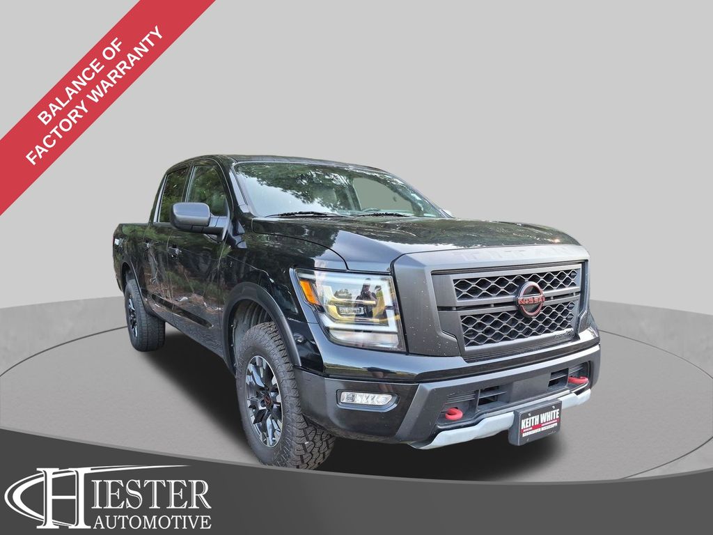 2023 Nissan Titan PRO-4X Crew Cab 4WD