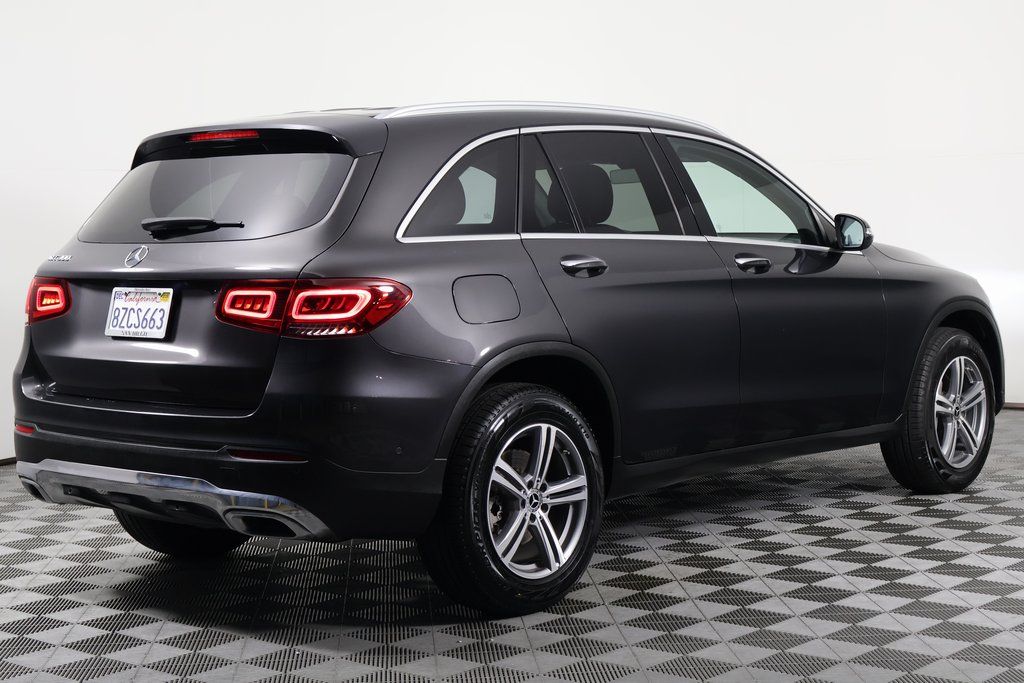 Thumbnail: 2022 Mercedes-Benz GLC - 4