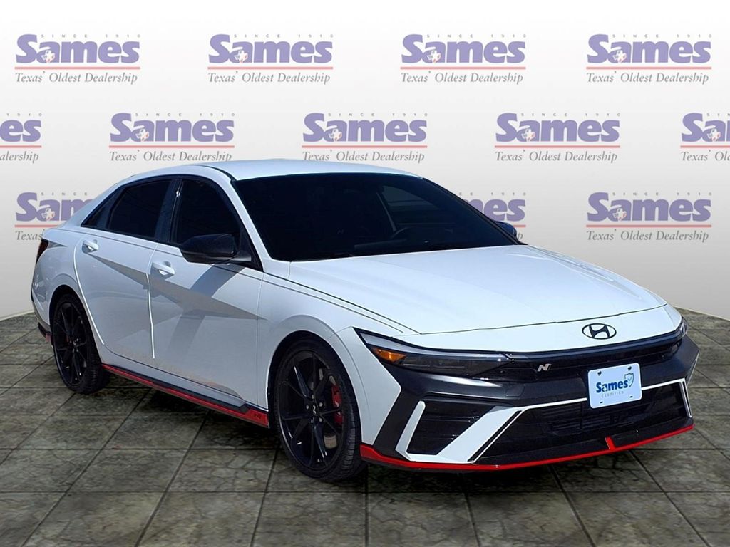 Atlas White 2025 Hyundai Elantra N Sedan Front-Wheel Drive 6-Speed Manual