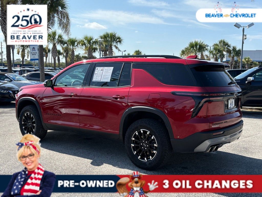 Used 2024 Chevrolet Traverse SUV
