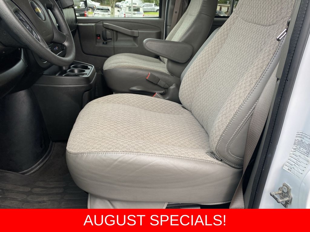 Used 2025 Chevrolet Express 3500 Van