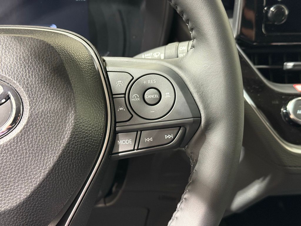 Thumbnail: 2026 Toyota Corolla Cross - 22