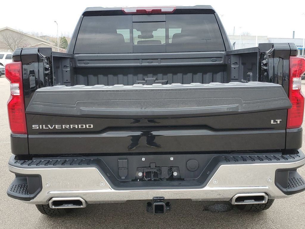 2024 Chevrolet Silverado 1500 LT 11