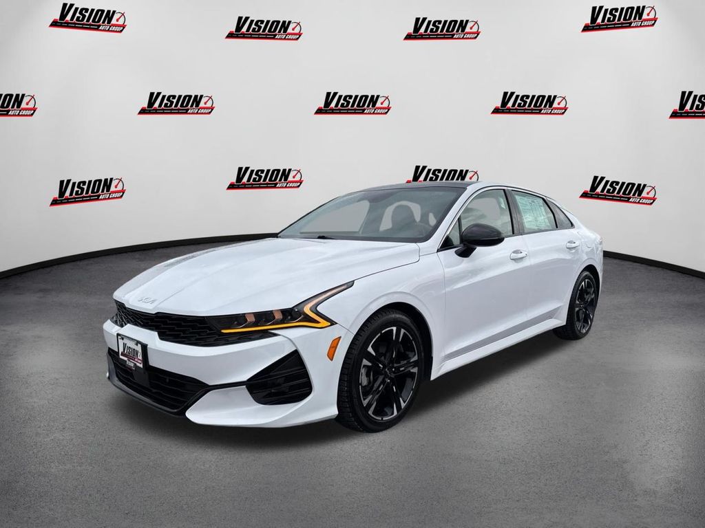 Glacial White Pearl 2023 Kia K5 GT-Line FWD Sedan Front-Wheel Drive 8-Speed Automatic