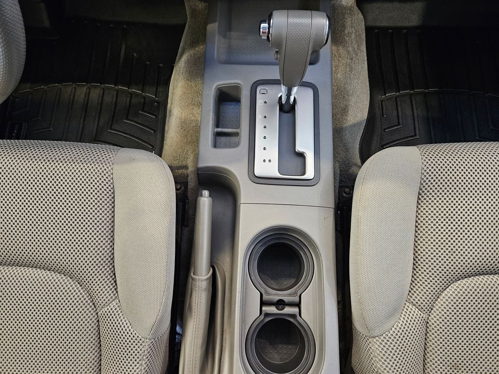 2005 Nissan Frontier SE