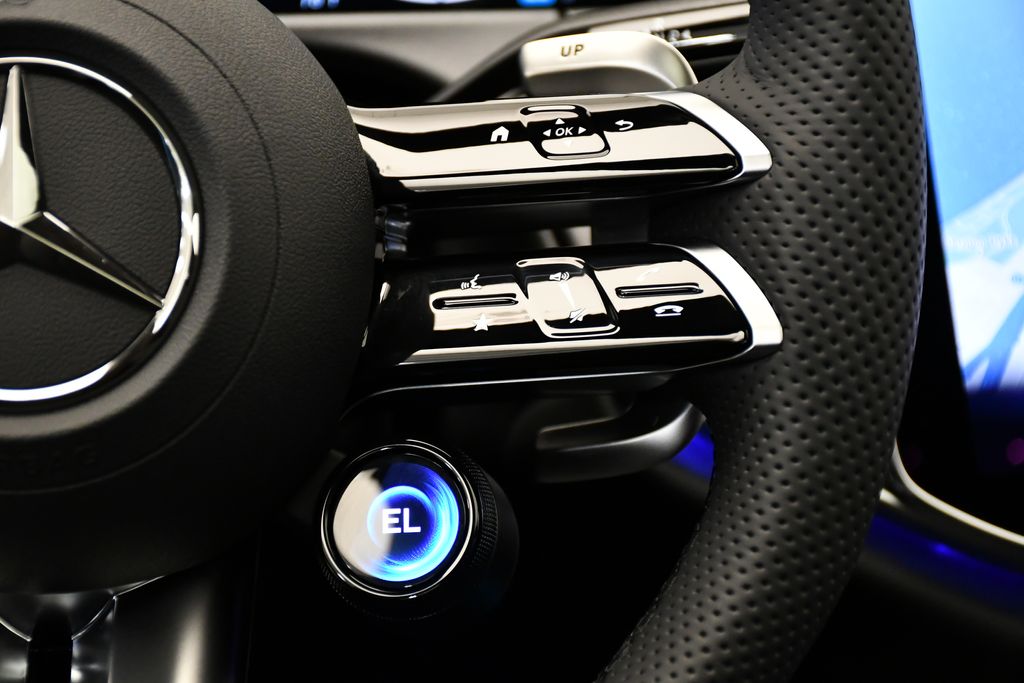 Thumbnail: 2026 Mercedes-Benz E-Class - 25