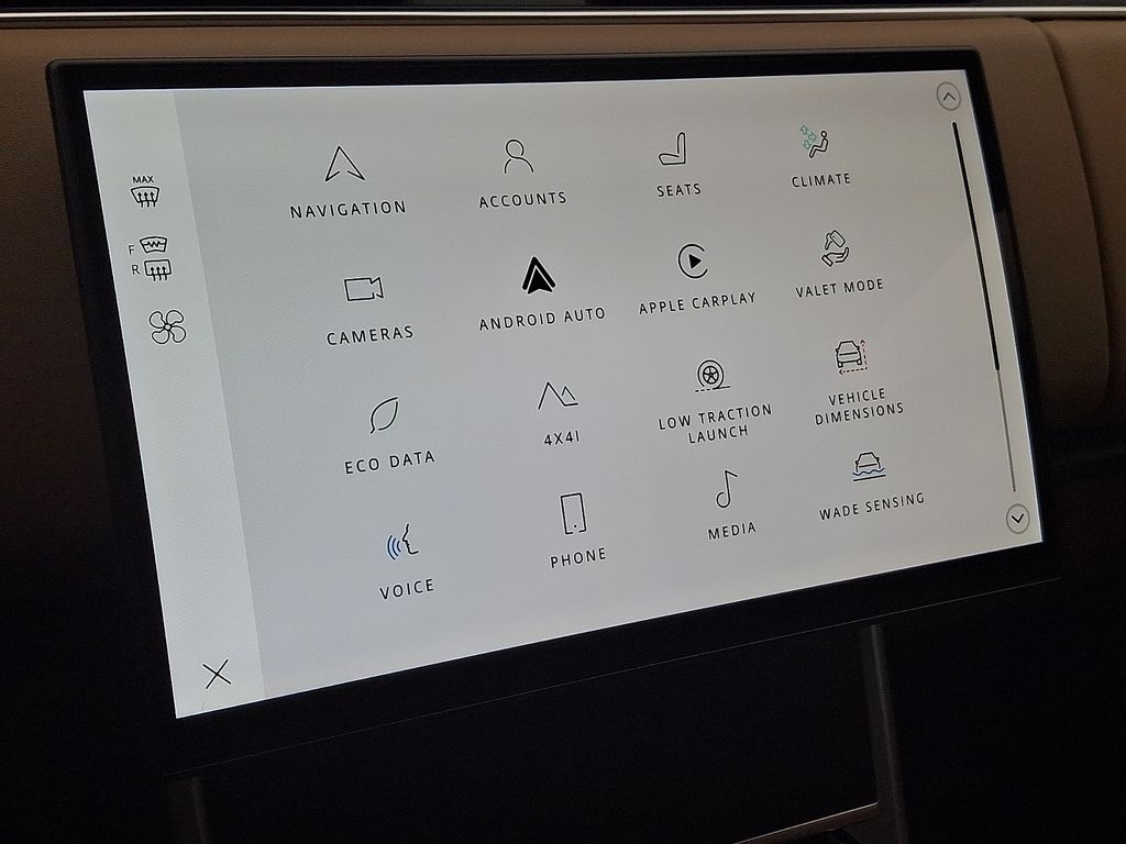 Thumbnail: 2026 Land Rover Range Rover - 19