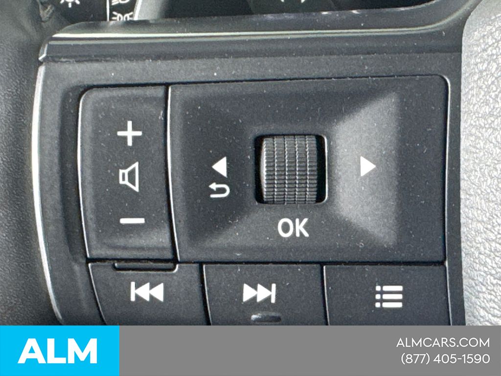 Used 2025 Silver Nissan SV image 28