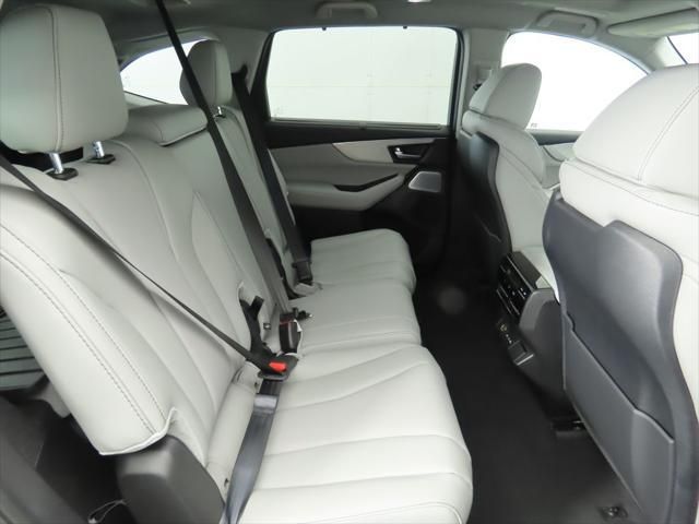 Thumbnail: 2026 Acura MDX - 22