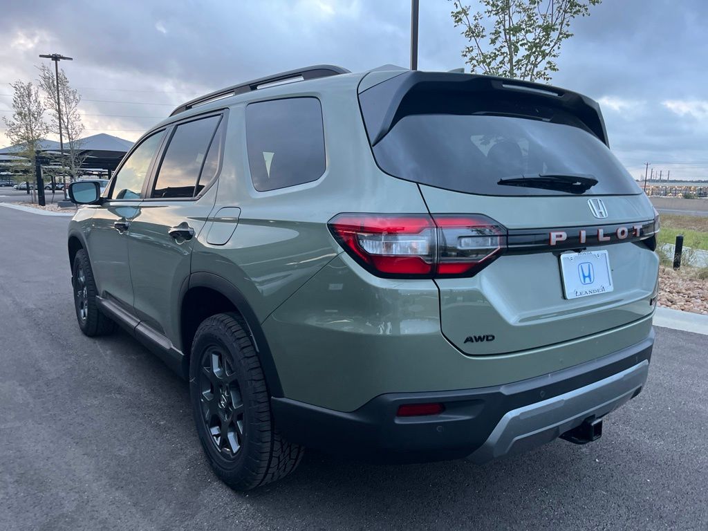 Thumbnail: 2026 Honda Pilot - 4