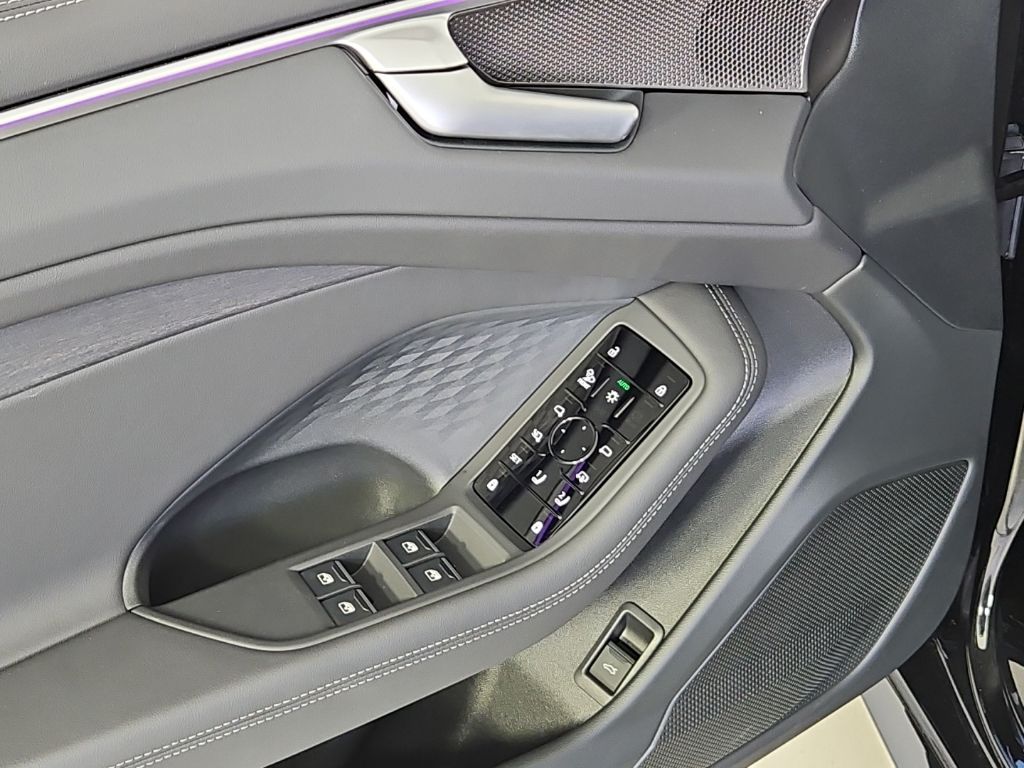 Thumbnail: 2026 Audi A6 - 12