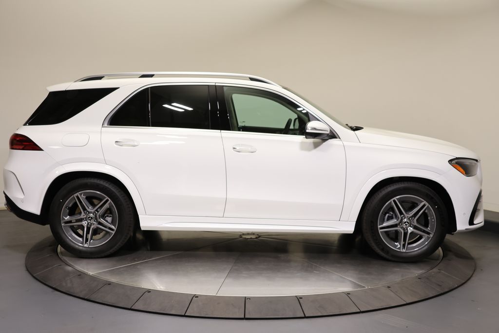 Thumbnail: 2026 Mercedes-Benz GLE - 8