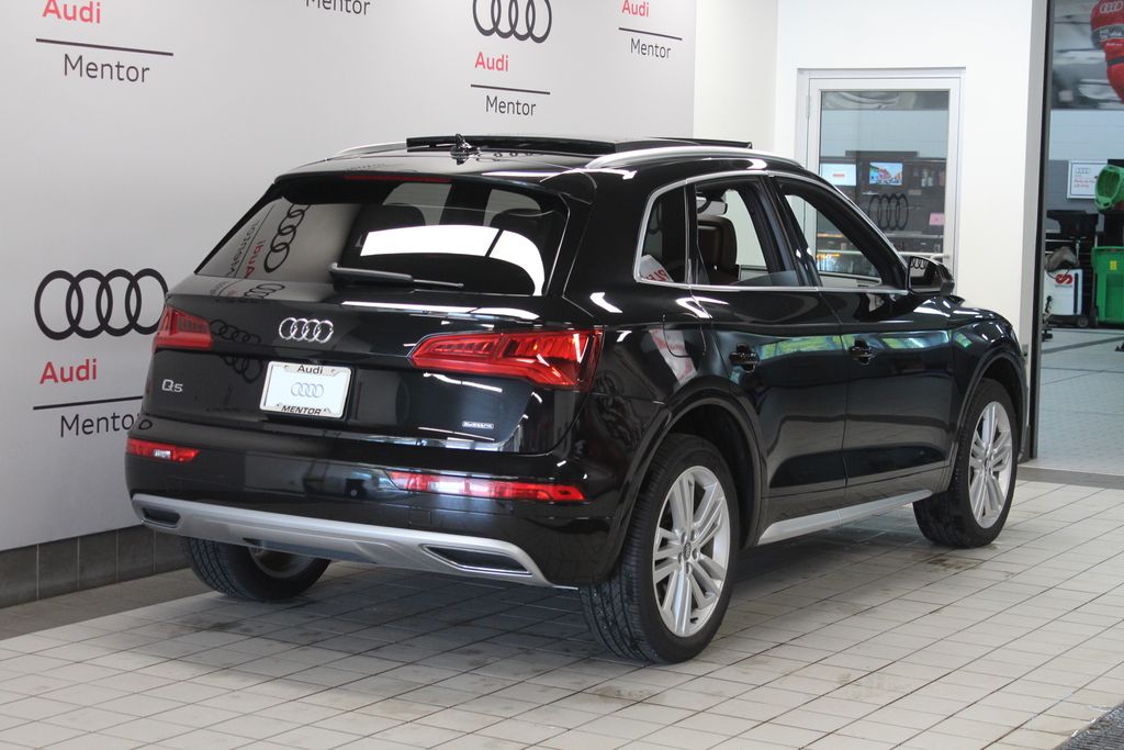 Thumbnail: 2020 Audi Q5 - 6