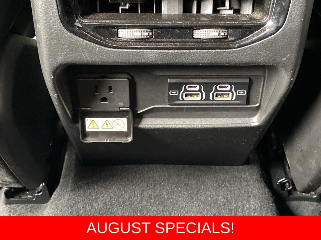 Used 2024 Jeep Grand Cherokee SUV