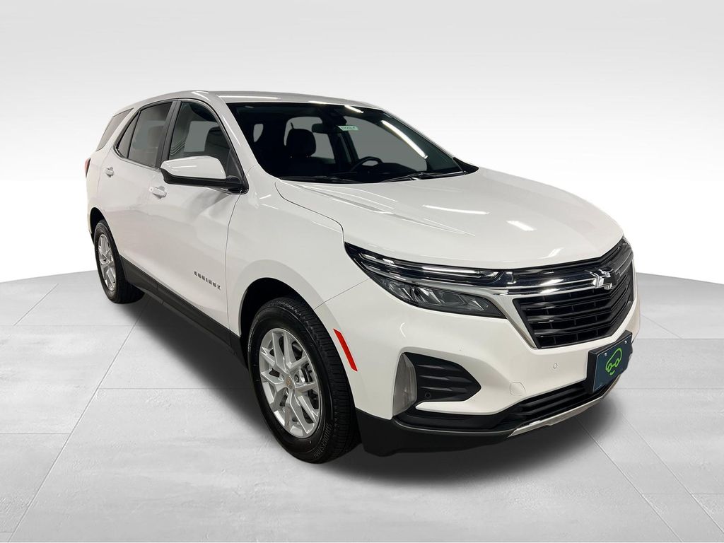 Summit White 2024 Chevrolet Equinox SUV / Crossover Four-Wheel Drive 6-Speed Automatic Overdrive