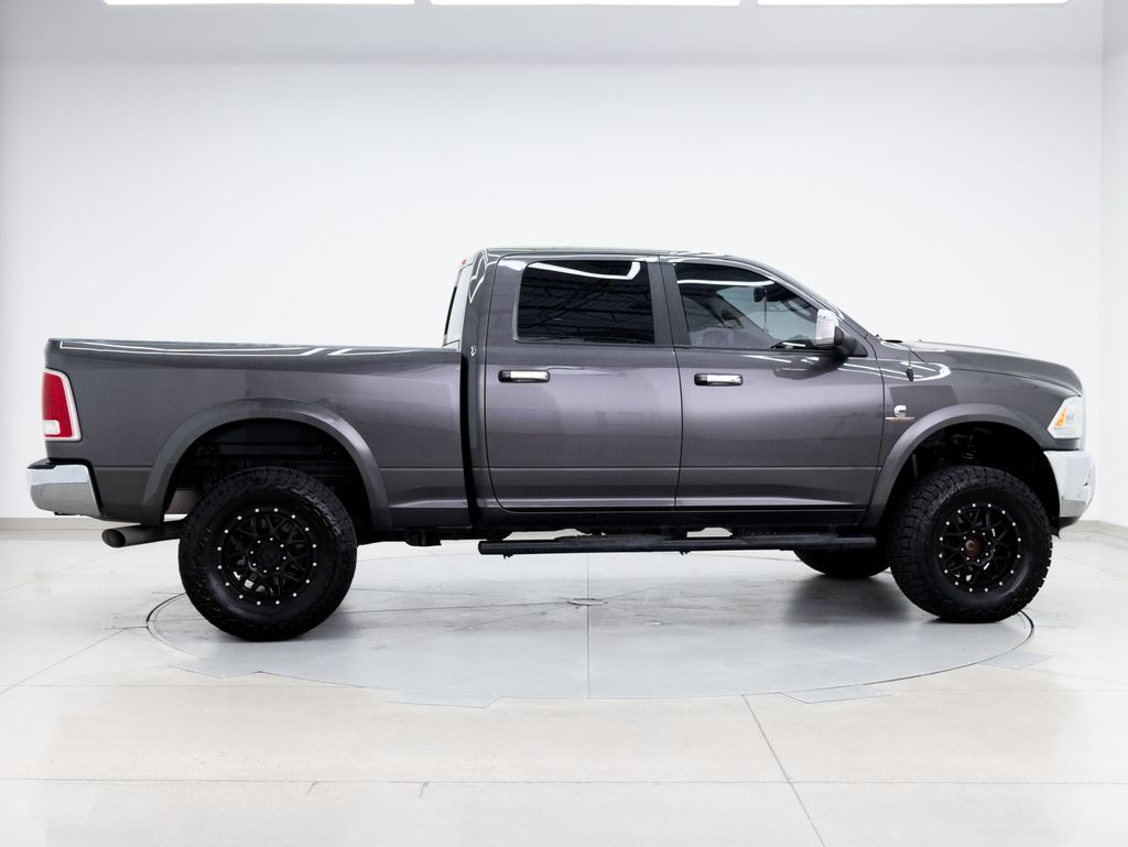 2018 Granite Crystal Metallic Clearcoat Ram 2500 Laramie 4X4 Truck