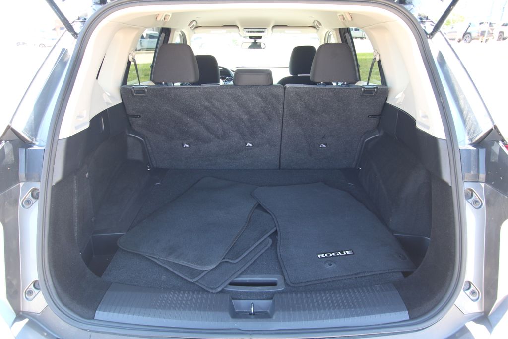 Used 2023 Nissan Rogue SUV
