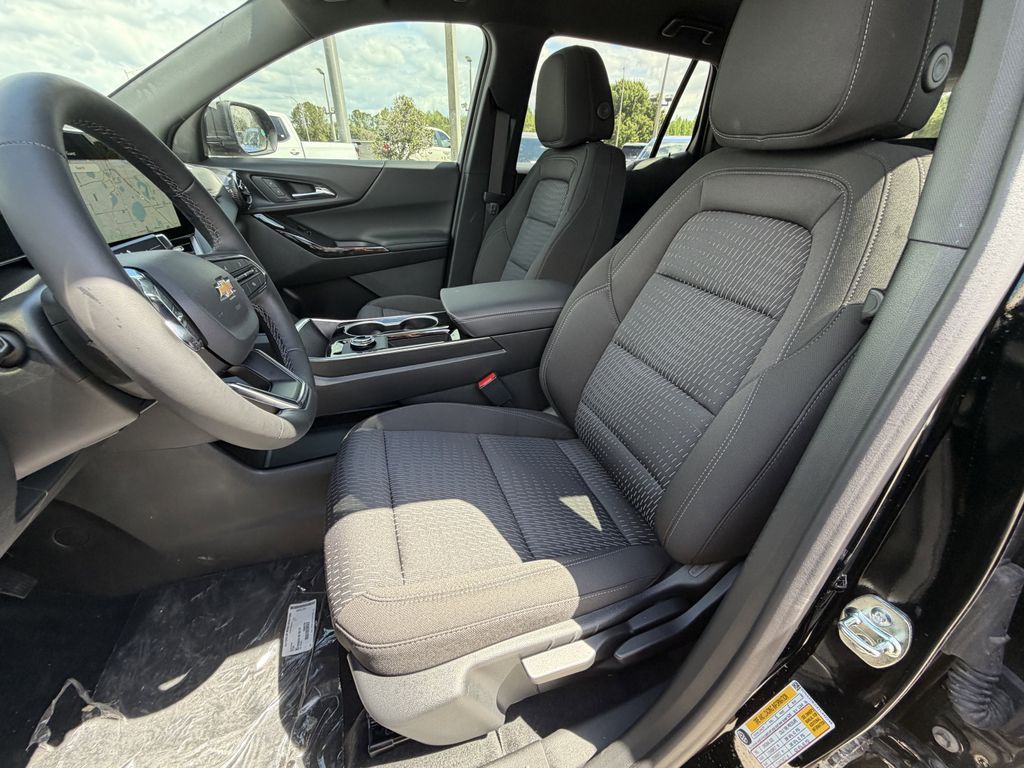 new 2026 Chevrolet Equinox car, priced at $25,295