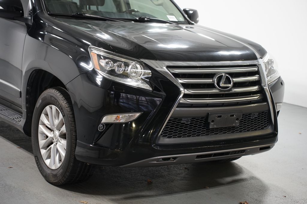 Thumbnail: 2019 Lexus GX - 4