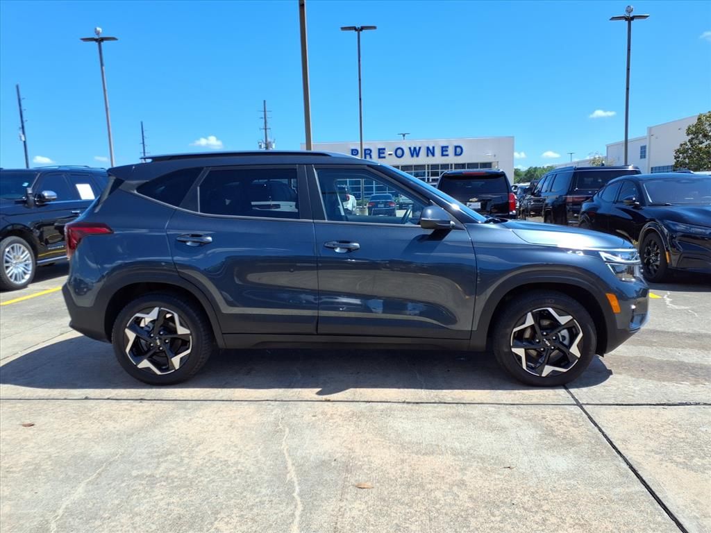 2025 Kia Seltos S Gray at Community Kia