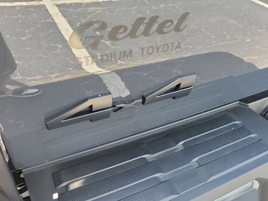 2025 Toyota Tacoma TRD Off Road - Photo 6