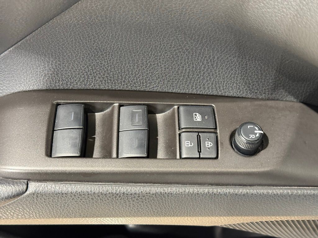 Thumbnail: 2024 Toyota Camry - 15