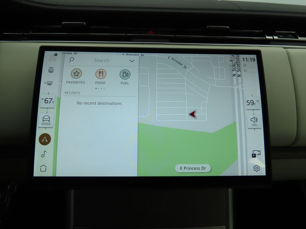 Thumbnail: 2025 Land Rover Range Rover - 16