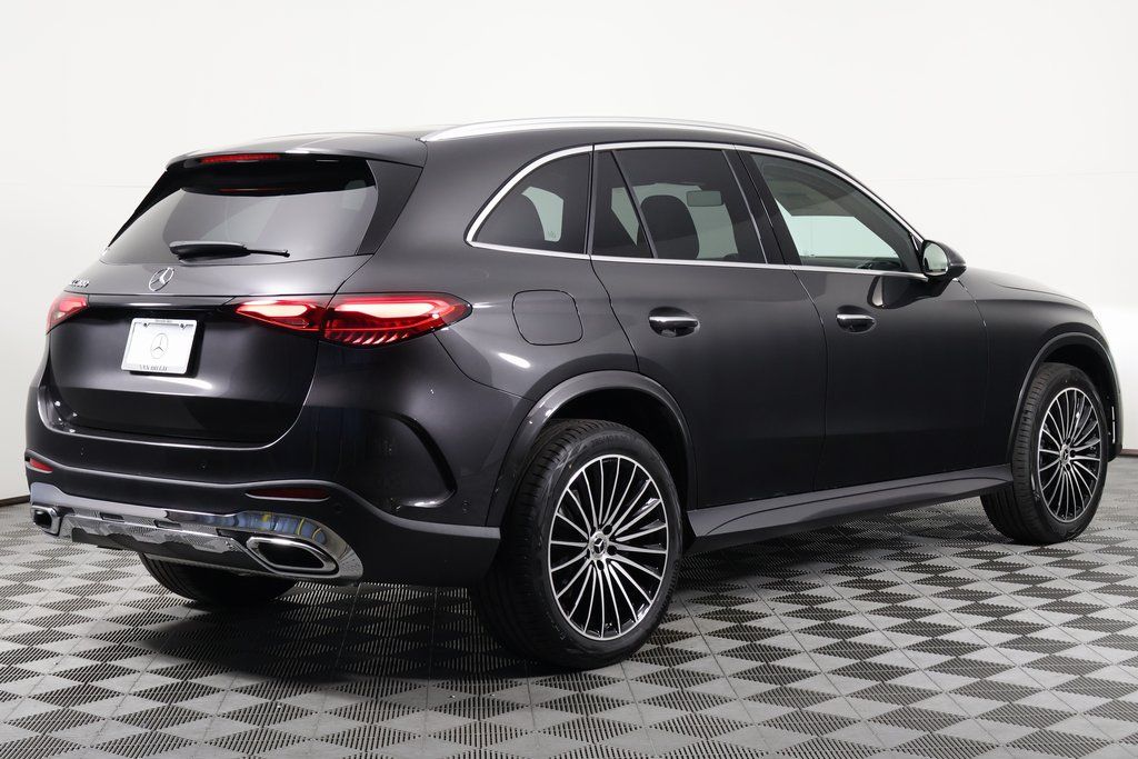 Thumbnail: 2026 Mercedes-Benz GLC - 2