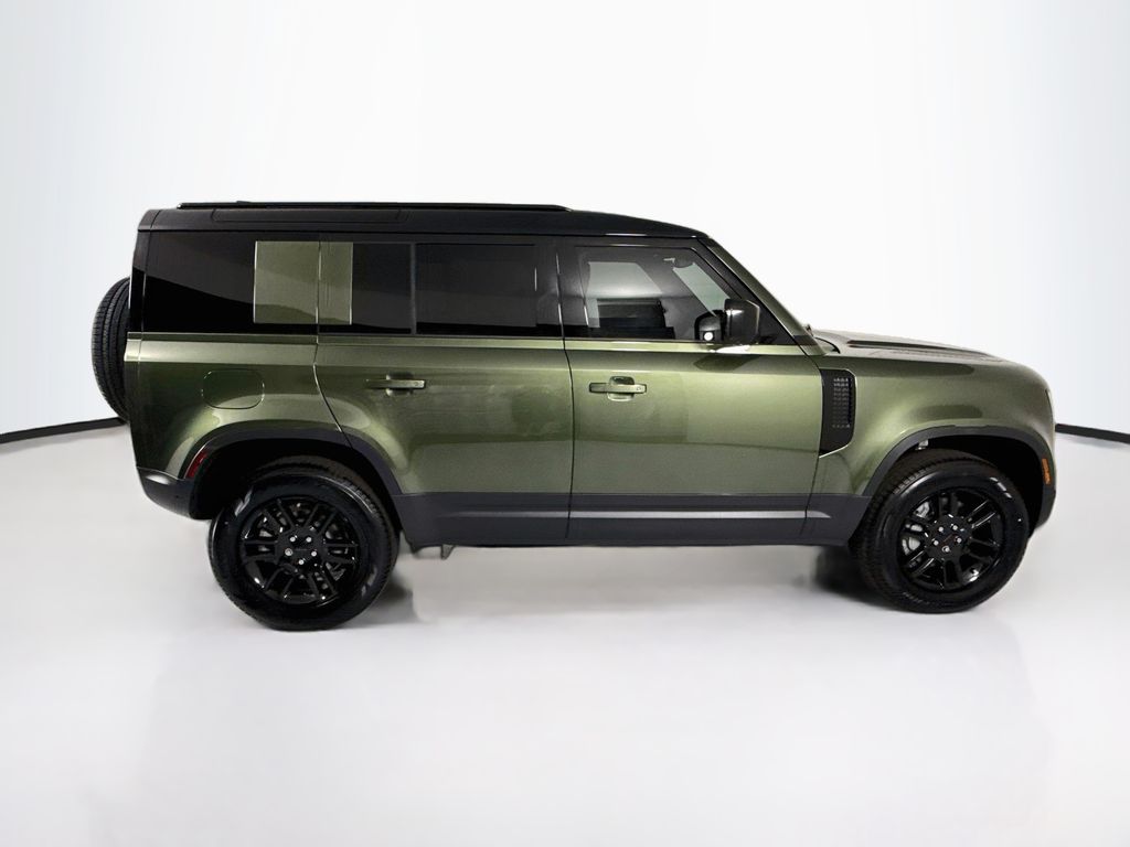 Thumbnail: 2026 Land Rover Defender - 4