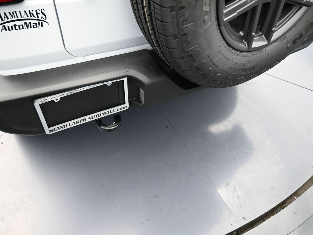 New 2026 Bright White Clearcoat Jeep Sport S image 34