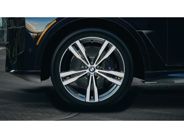 Thumbnail: 2026 BMW X7 - 7