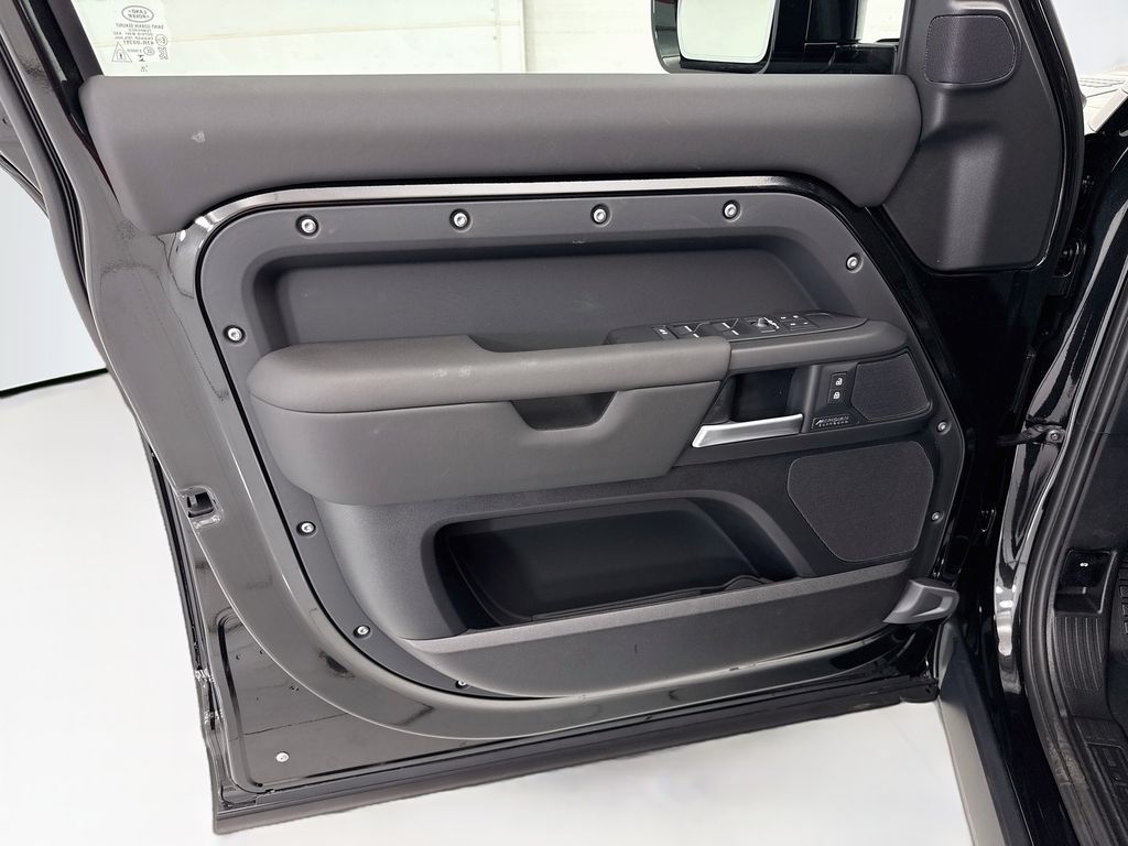 Thumbnail: 2026 Land Rover Defender - 24