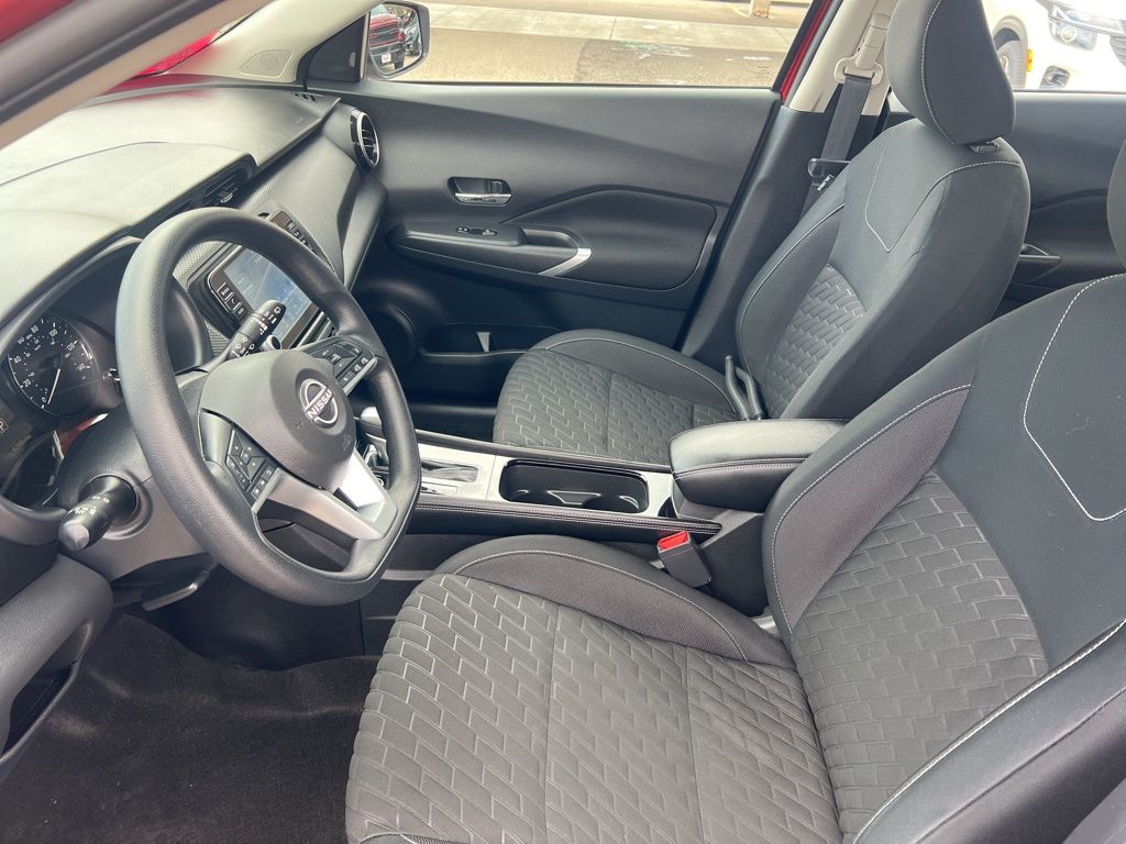 2022 Nissan Kicks SV photo