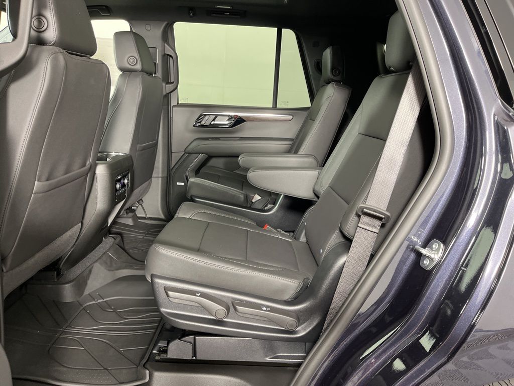 Thumbnail: 2026 Chevrolet Tahoe - 25