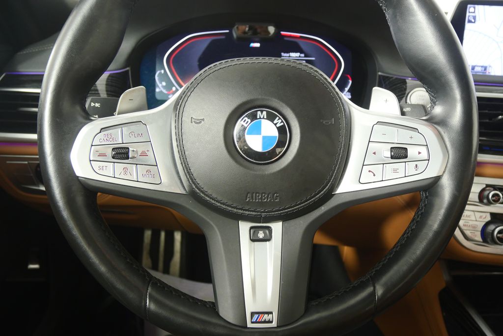 Thumbnail: 2022 BMW 7 Series - 20