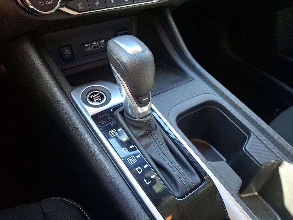 Thumbnail: 2024 Nissan Sentra - 15