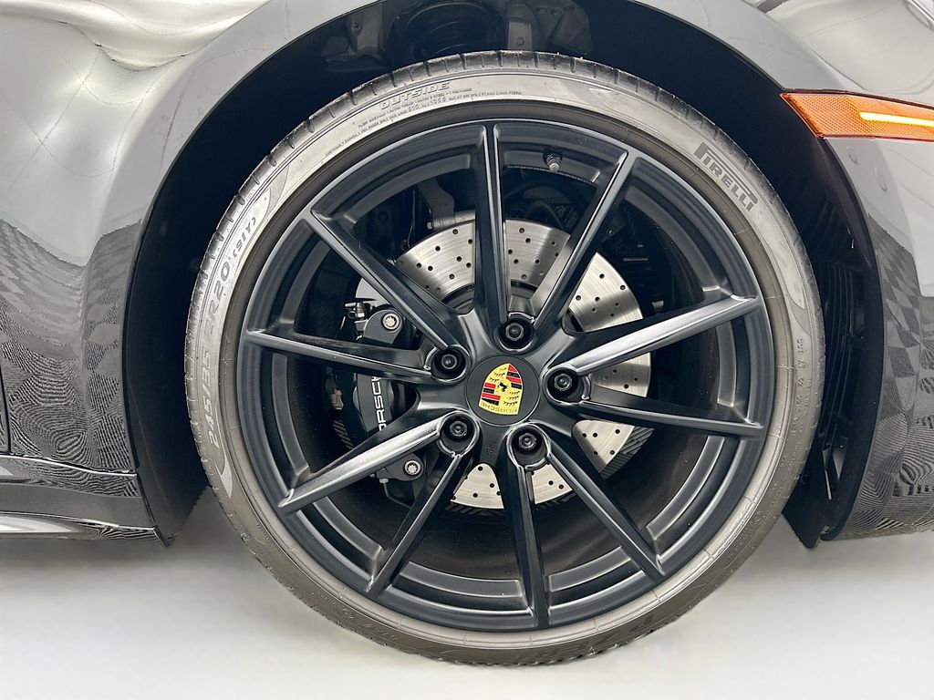 Thumbnail: 2021 Porsche 911 - 29