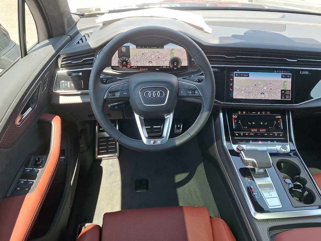Thumbnail: 2026 Audi SQ7 - 8