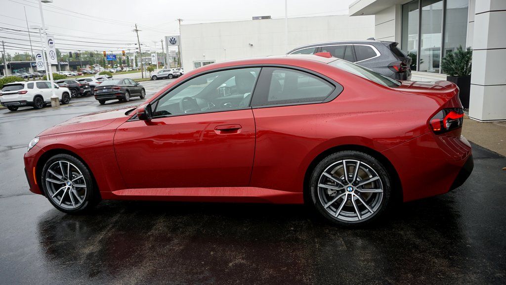 2025 BMW 2 Series 230i - Photo 6