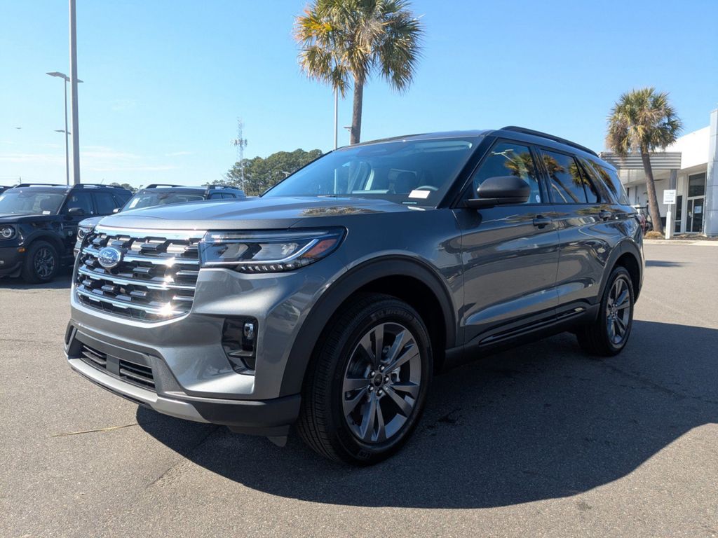 2026 Ford Explorer Active w/200A Pkg