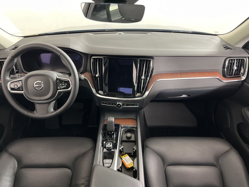 Thumbnail: 2024 Volvo S60 - 18