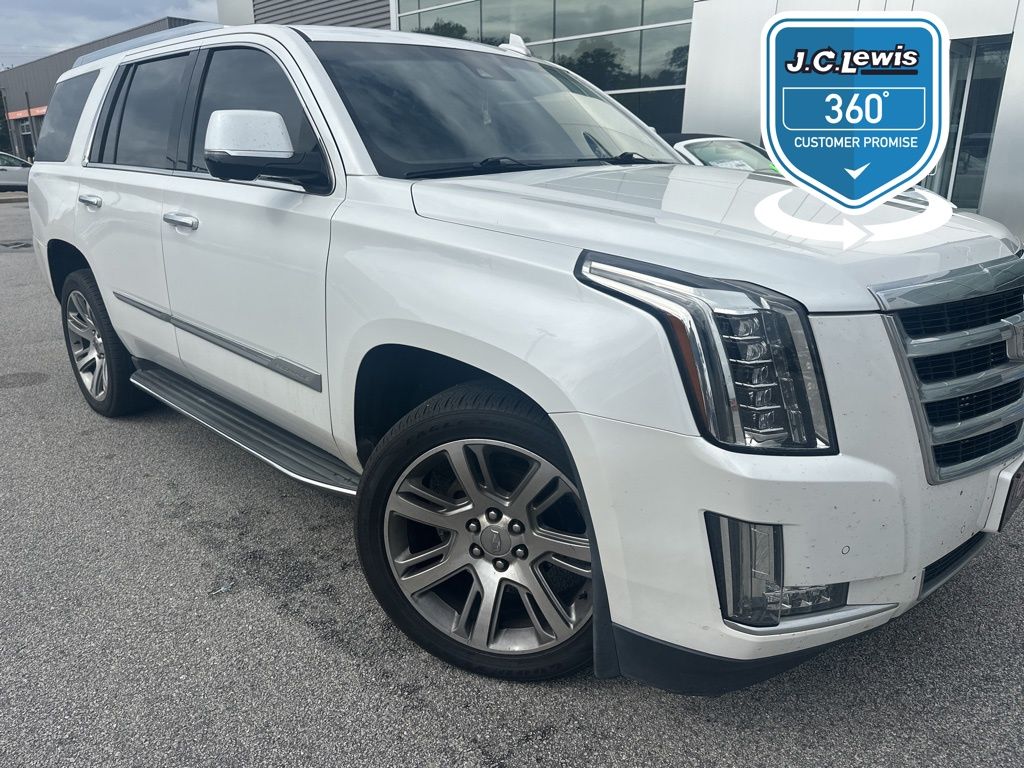 2016 Cadillac Escalade Luxury Collection