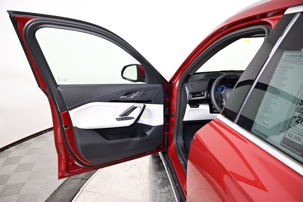 Thumbnail: 2026 BMW X1 - 21