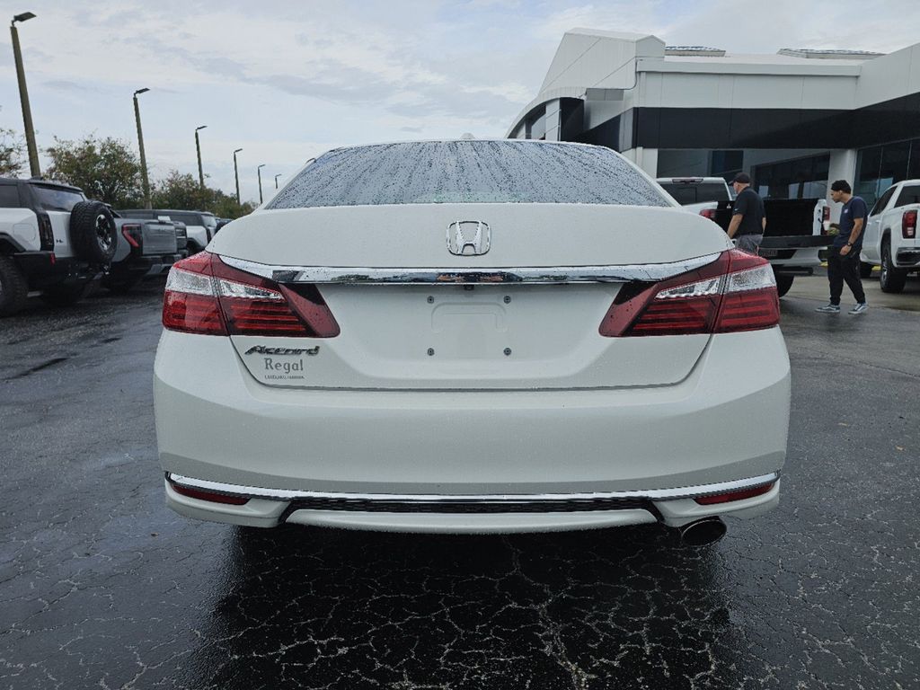 2017 Honda Accord EX-L 5