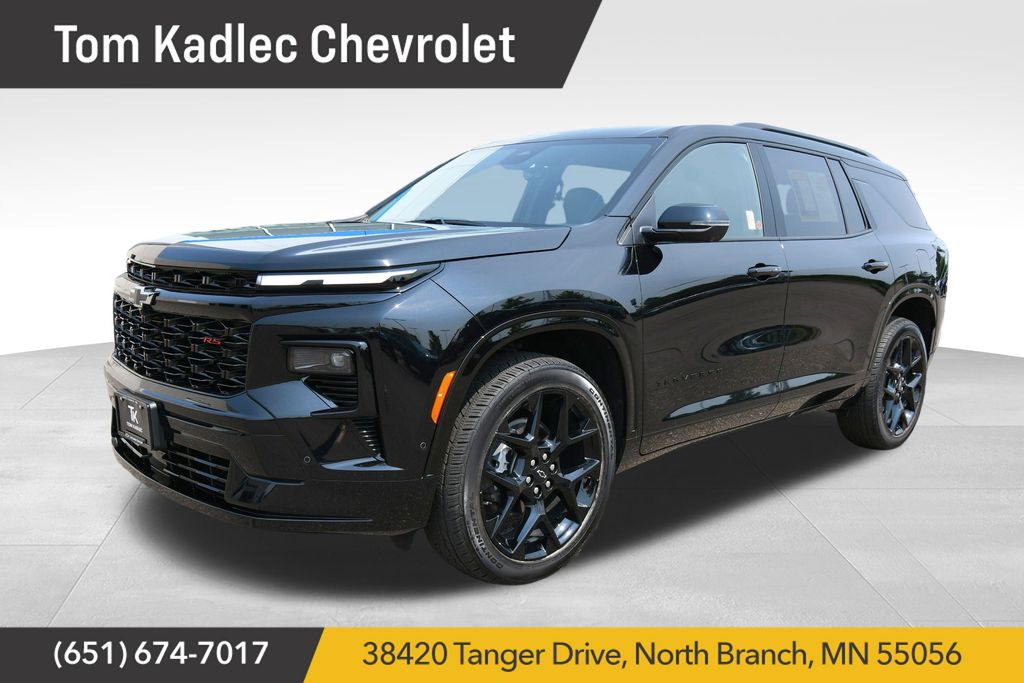 Black 2025 Chevrolet Traverse SUV / Crossover Four-Wheel Drive 8-Speed Automatic