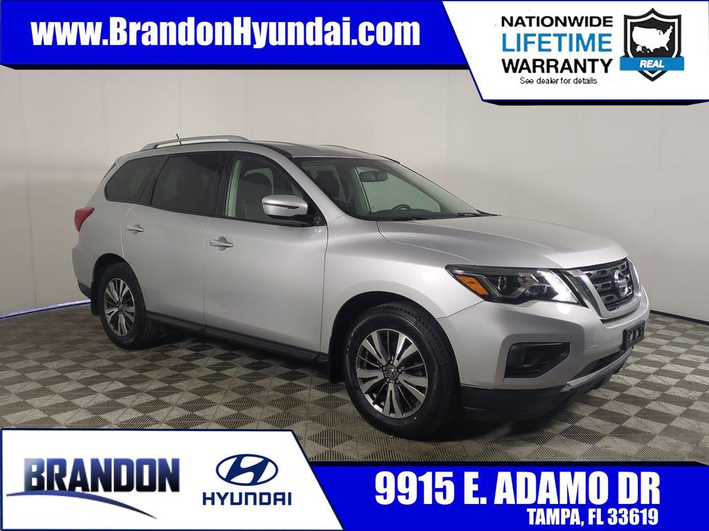 Brilliant Silver Metallic 2018 Nissan Pathfinder SV SUV / Crossover Front-Wheel Drive Continuously Variable Transmission