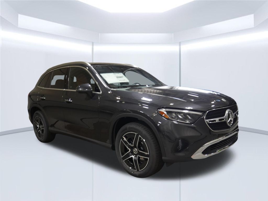 Thumbnail: 2026 Mercedes-Benz GLC - 7