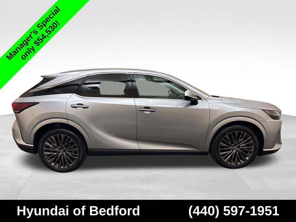 2024 Lexus RX 350 Luxury - Image 4
